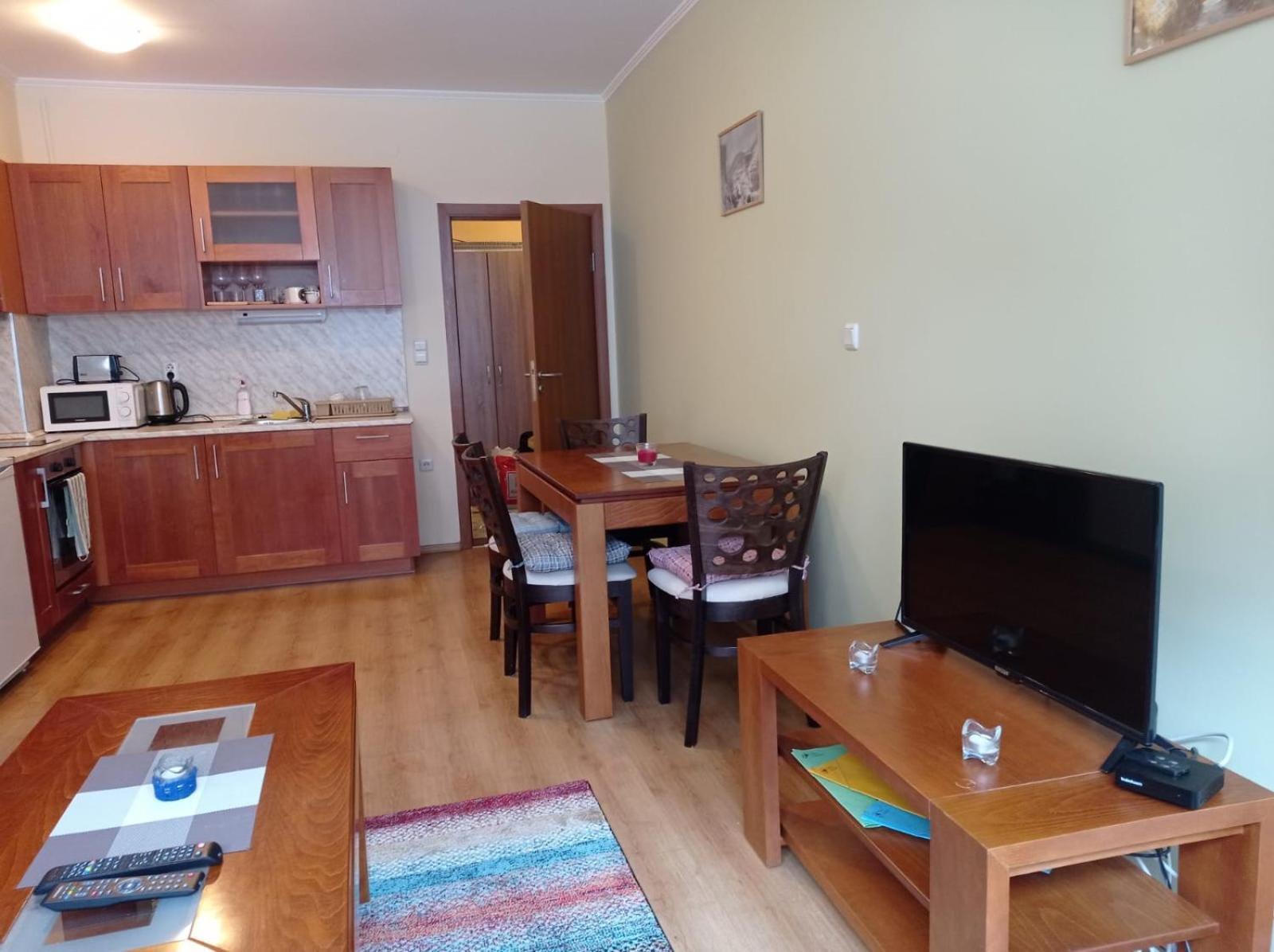 Pine Tree Apartment 3 - B3 Μπάνσκο Εξωτερικό φωτογραφία