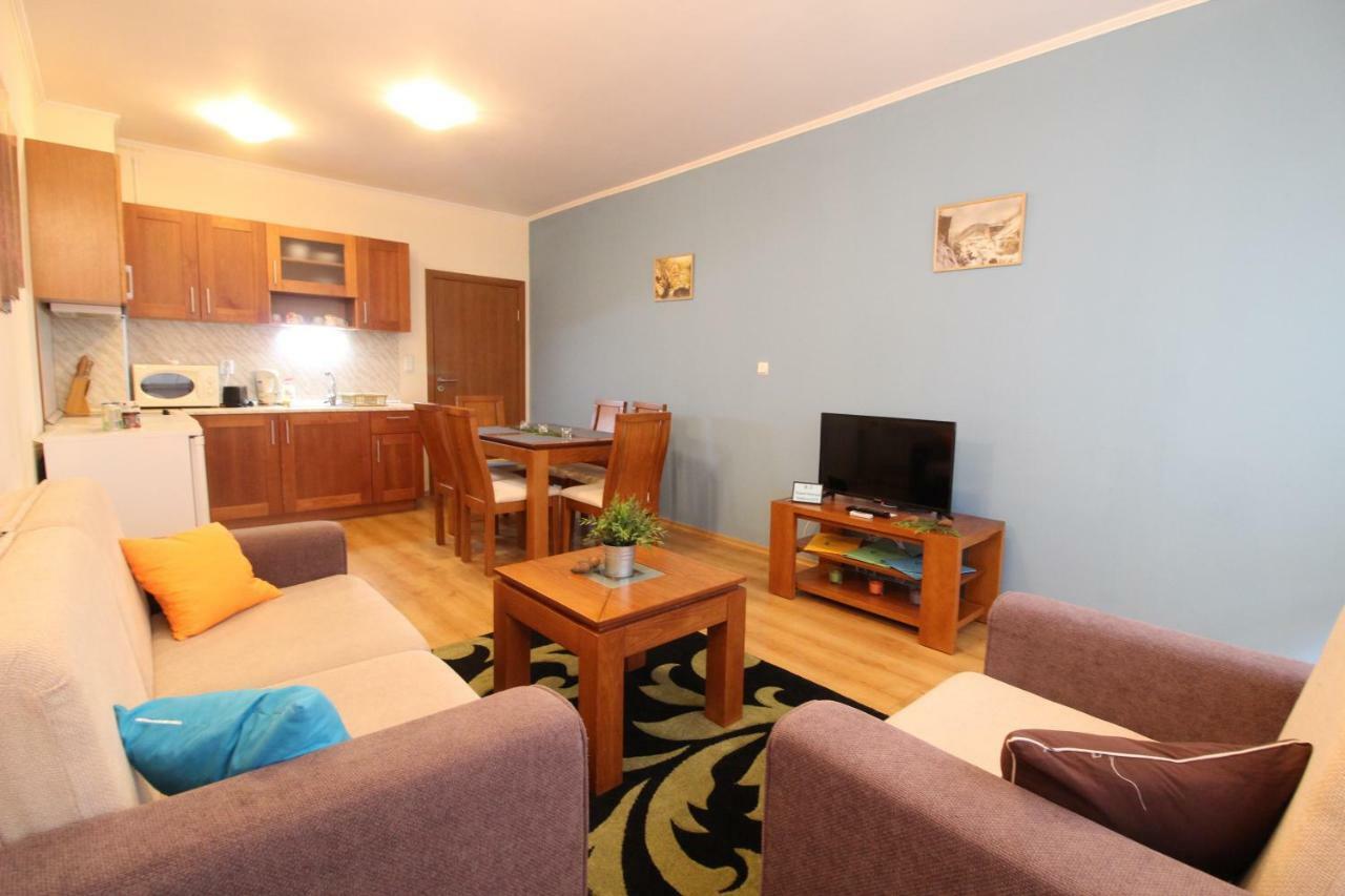 Pine Tree Apartment 3 - B3 Μπάνσκο Εξωτερικό φωτογραφία